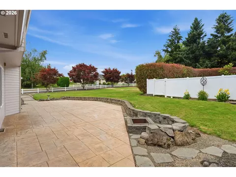 Exterior - 14633 Ehlen Rd NE, Aurora, OR 97002 photo 4 of 7