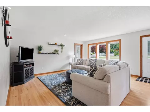 Other - 14633 Ehlen Rd NE, Aurora, OR 97002 photo 4 of 13