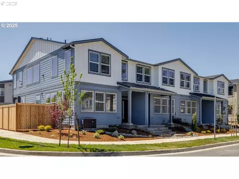 6486 SE Nasha St, Hillsboro, OR 97123