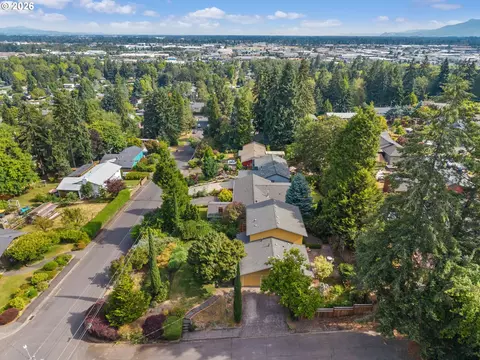 View/Area - 1995 Greiner St, Eugene, OR 97405 photo 2 of 2