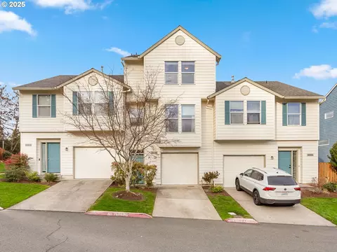 15513 SW Peridot Way, Beaverton, OR 97007