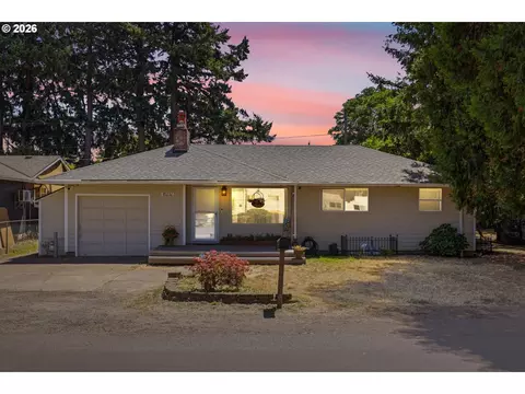 Exterior - 18232 SE Clinton St, Gresham, OR 97030 photo 5 of 5