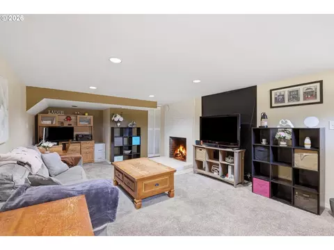 Other - 18232 SE Clinton St, Gresham, OR 97030 photo 4 of 5