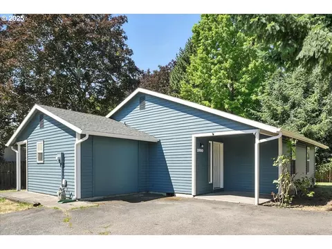 3800 NE Meadow Ln, Hillsboro, OR 97124