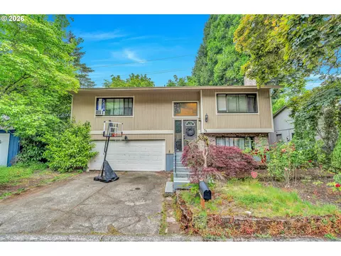 75 SE 205th Pl, Gresham, OR 97030
