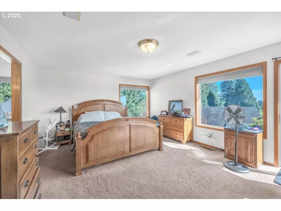 Bedroom - 59720 Oliver Heights Ln, Saint Helens, OR 97051 photo 1 of 4