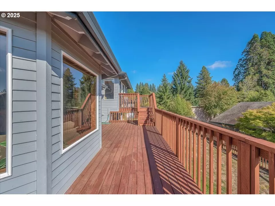 Exterior - 59720 Oliver Heights Ln, Saint Helens, OR 97051 photo 10 of 11