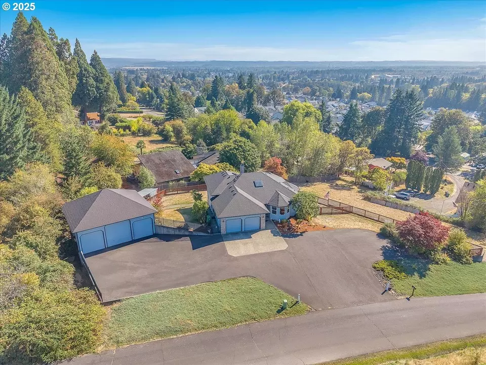 View/Area - 59720 Oliver Heights Ln, Saint Helens, OR 97051 photo 2 of 4