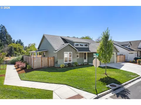 Exterior - 544 Buster Ln, Eugene, OR 97404 photo 12 of 12