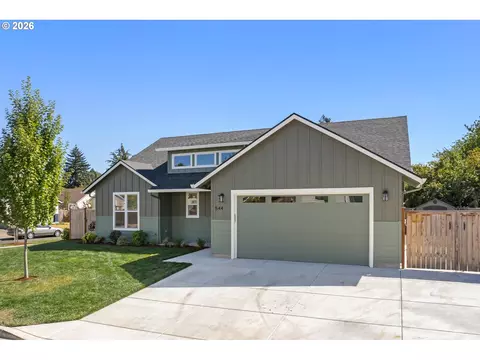 Exterior - 544 Buster Ln, Eugene, OR 97404 photo 2 of 12