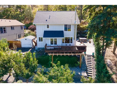 Exterior - 407 Huskey Rd, Mosier, OR 97040 photo 2 of 12