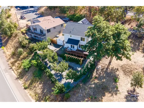View/Area - 407 Huskey Rd, Mosier, OR 97040 photo 3 of 3