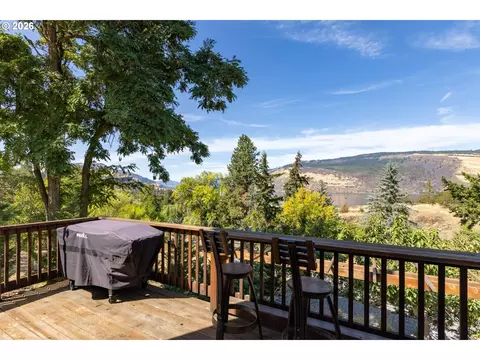 Exterior - 407 Huskey Rd, Mosier, OR 97040 photo 11 of 12