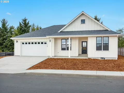 1120 SE Bugle Ave, Warrenton, OR 97146