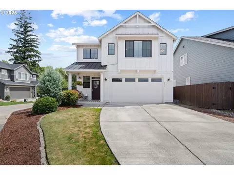 9611 NE 169th Ct, Vancouver, WA 98682