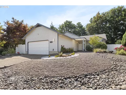 11853 SW Morning Hill Dr, Tigard, OR 97223