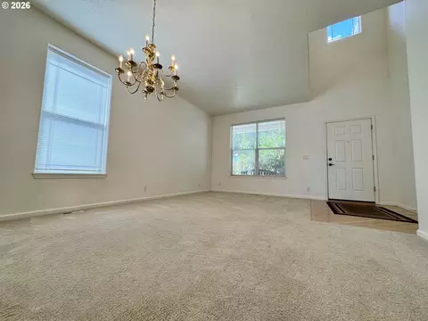 Living - 3988 Century Dr, Eugene, OR 97402 photo 10 of 10