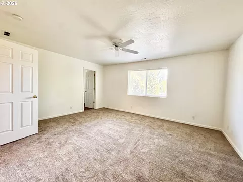 Bedroom - 3988 Century Dr, Eugene, OR 97402 photo 1 of 8