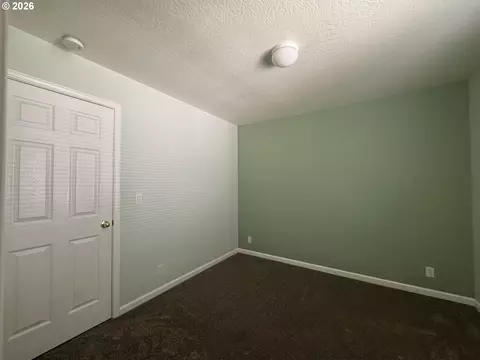 Bedroom - 3988 Century Dr, Eugene, OR 97402 photo 6 of 8