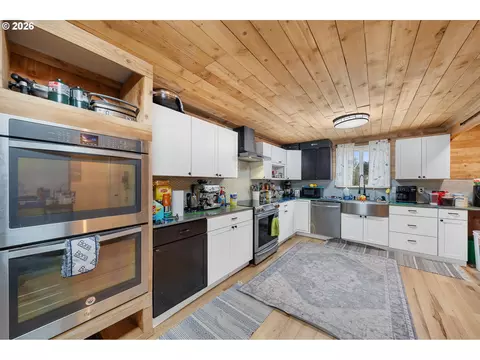Kitchen - 710 NE St, Willamina, OR 97396 photo 1 of 2