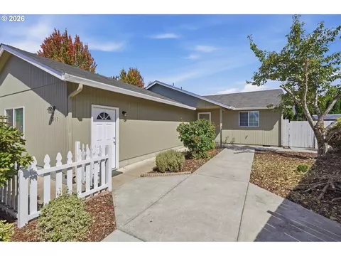 2915 NE 161st Ave, Vancouver, WA 98682