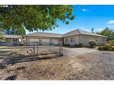 Exterior - 160 Spear Ln, Yoncalla, OR 97499 photo 15 of 15