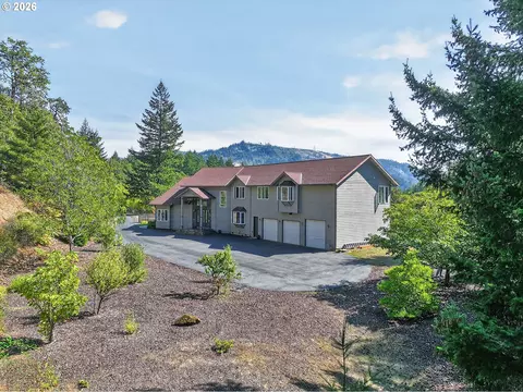 321 Upper Lakeview Rd, White Salmon, WA 98672