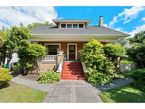 2036 SE Spruce Ave, Portland, OR 97214
