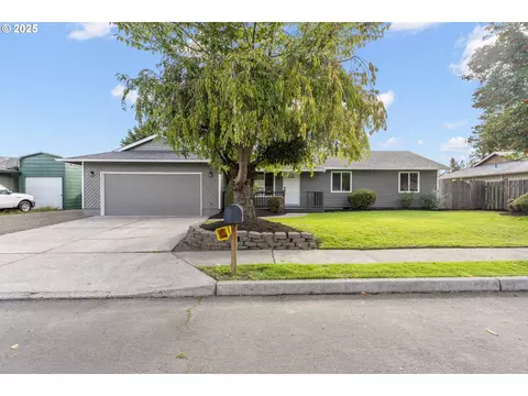 302 SE Paropa Ct, Gresham, OR 97080