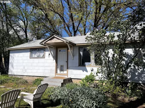 82807 Highway 216, Tygh Valley, OR 97063