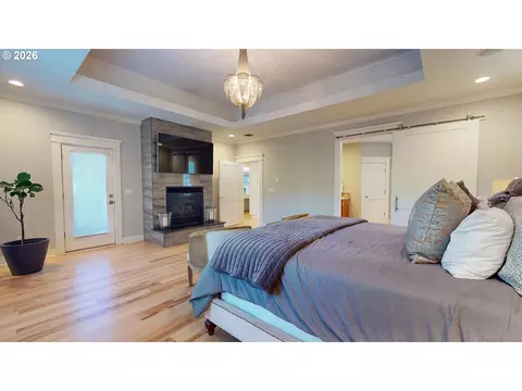 Bedroom - 3297 Jayhawk Ct, Eugene, OR 97405 photo 2 of 5