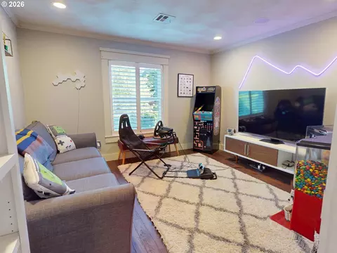 Other - 3297 Jayhawk Ct, Eugene, OR 97405 photo 2 of 7