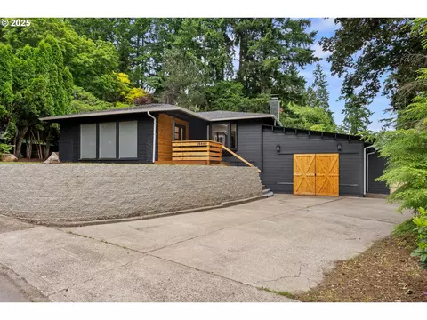 16880 Cortez Ct, Lake Oswego, OR 97035