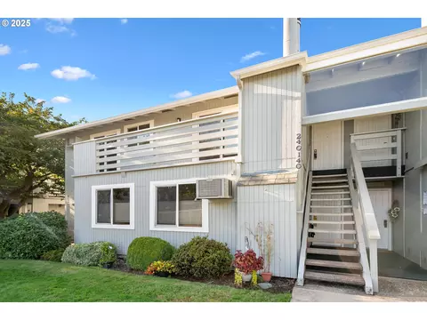 650 Harlow Rd #240, Springfield, OR 97477