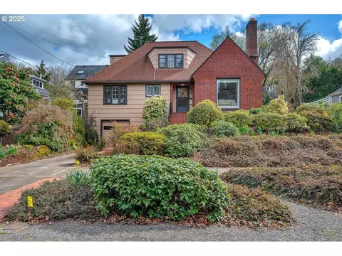 7716 SE 27th Ave, Portland, OR 97202