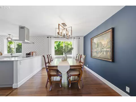 Dining - 1639 Victorian Way, Eugene, OR 97401 photo 1 of 4