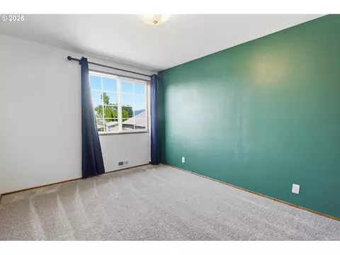 Bedroom - 1639 Victorian Way, Eugene, OR 97401 photo 5 of 5
