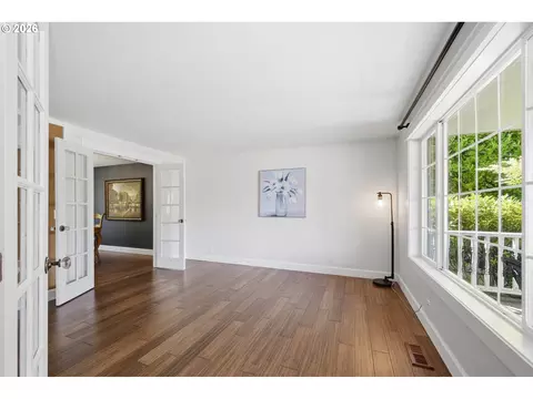Living - 1639 Victorian Way, Eugene, OR 97401 photo 2 of 5