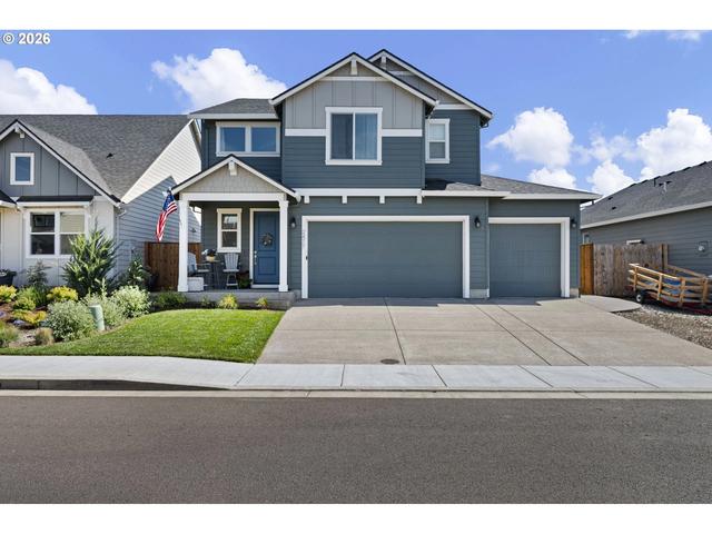 2477 W 8th Ave, Junction City, OR 97448