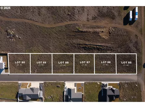 591 SW Desert Sky Dr #86, Hermiston, OR 97838