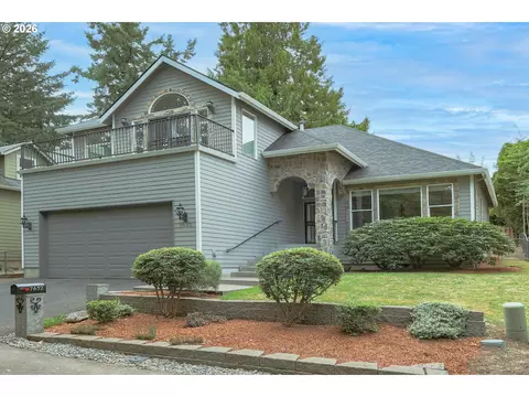 7632 SW Ruby Ter, Portland, OR 97219