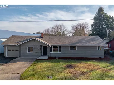 2014 NE Galloway St, Mcminnville, OR 97128