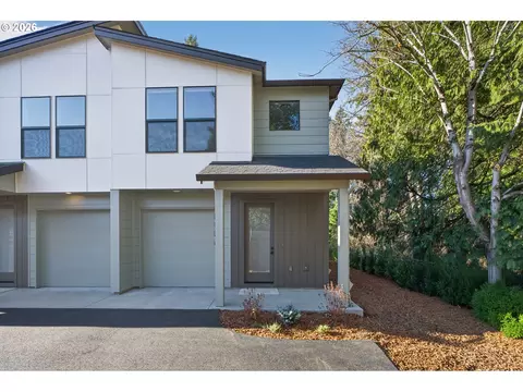 10905 SE Home Ave, Milwaukie, OR 97222