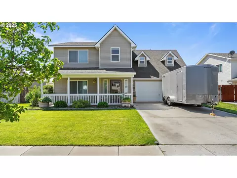 438 E Browning Ave, Hermiston, OR 97838