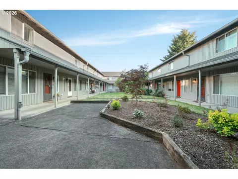 5304 NE 84th Loop #D14, Vancouver, WA 98662