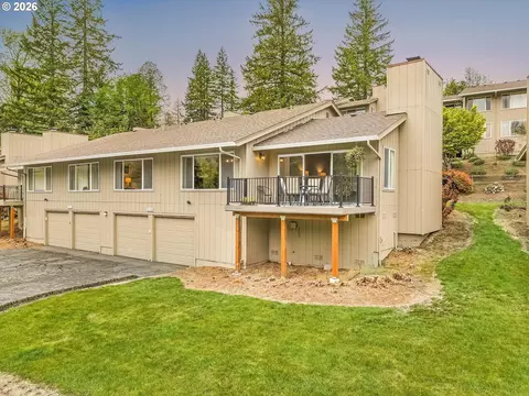 68662 E Bowmans Cir, Welches, OR 97067