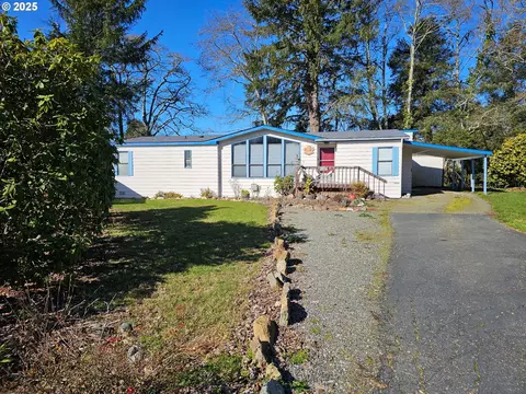 15505 Oceanview Dr #16, Brookings, OR 97415