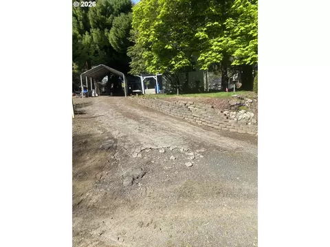 63416 Railroad Rd, Coos Bay, OR 97420