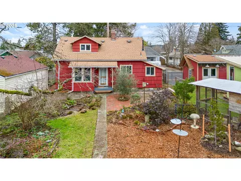 5527 SE Tolman St, Portland, OR 97206