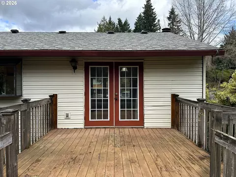 Exterior - 36350 SE Dubarko Rd, Sandy, OR 97055 photo 4 of 10